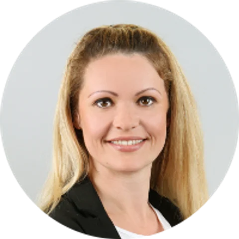 Monique Haensch, leitende Praxismanagerin bei DentsPro