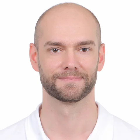 Vladimir Savic, Zahnarzt bei DentsPro Spandau